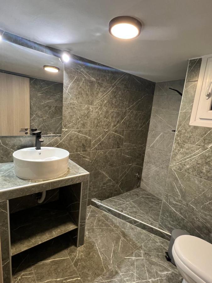 Rotonda Luxurious Apartment เทสซาโลนิกิ ภายนอก รูปภาพ