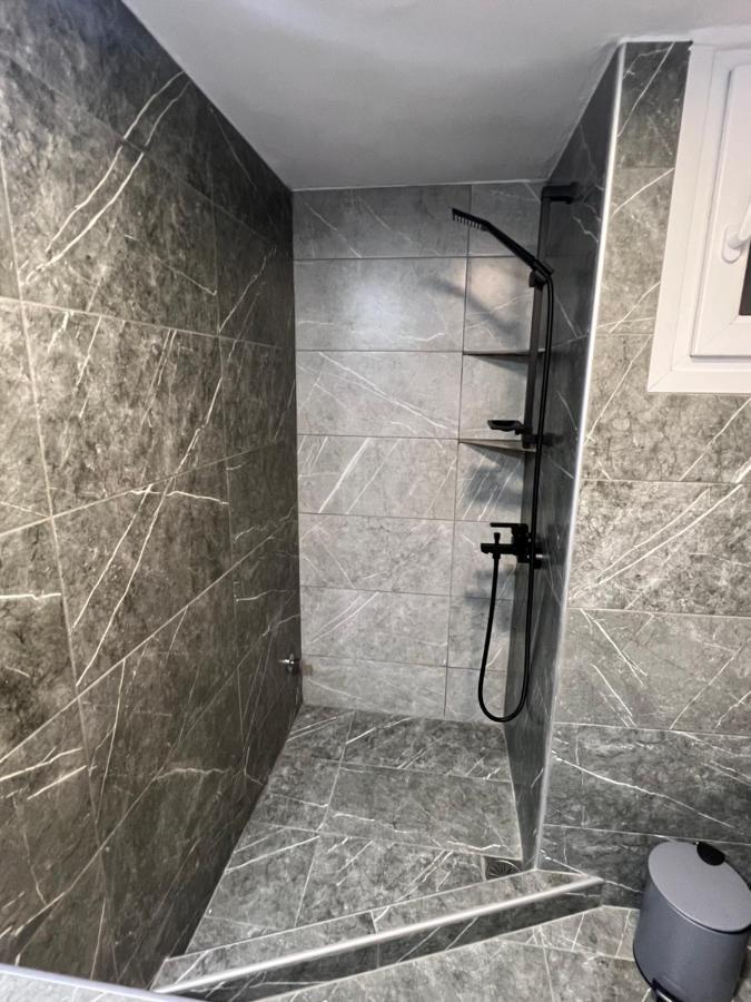 Rotonda Luxurious Apartment เทสซาโลนิกิ ภายนอก รูปภาพ